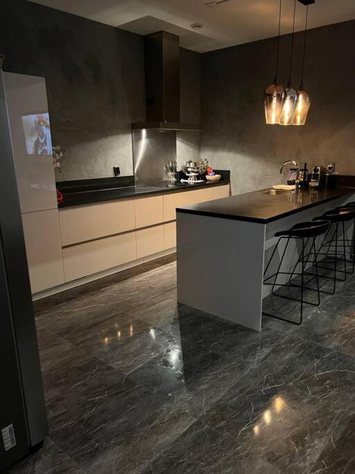 Mooi Penthouse Met Jacuzzi Apartamento Ámsterdam